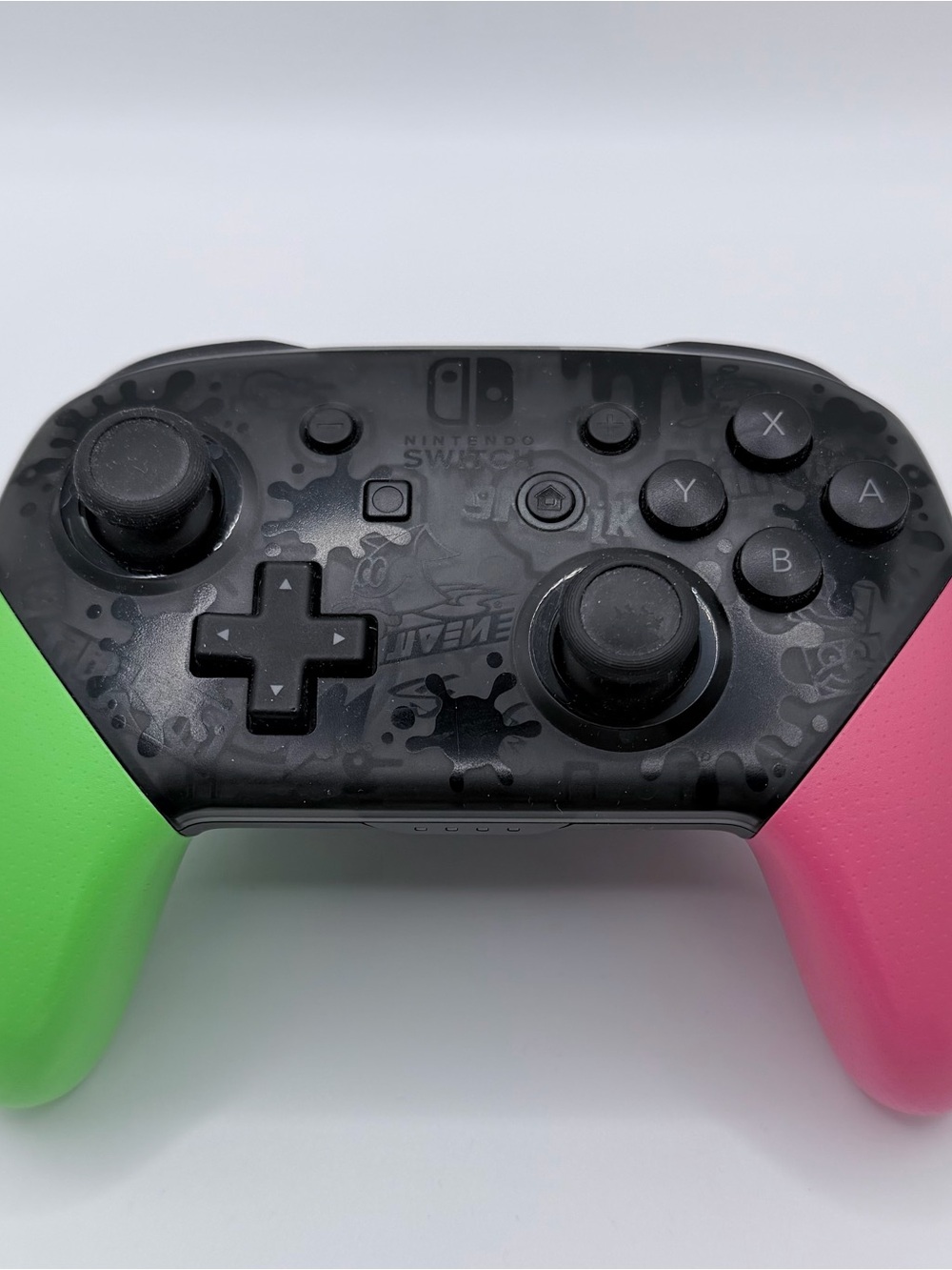 Nintendo Switch Pro Controller - Splatoon Edition Black with Green & Pink Grips